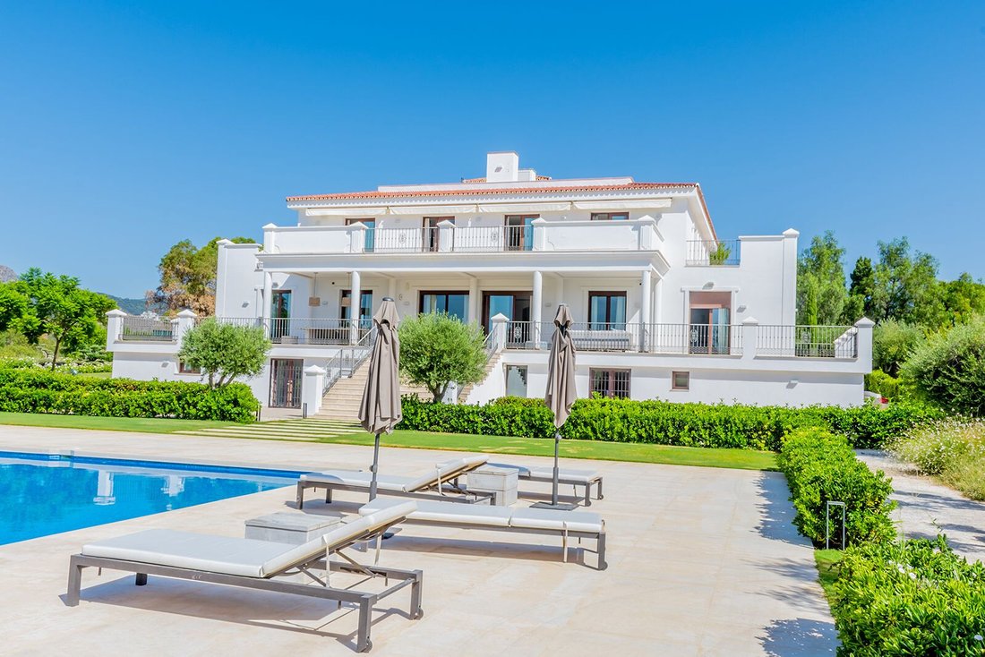 Villa in Guadalmina Alta, San Pedro de Alcantara, Spain 1 - 12412659