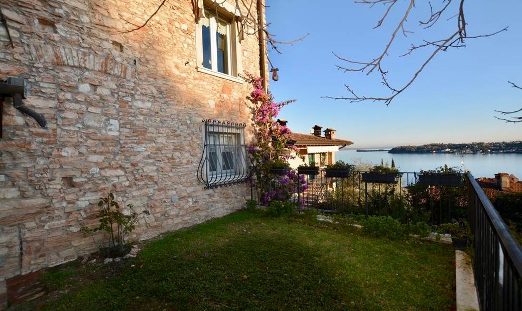 Villa Salo' In Lombardy, Italy For Sale (12412290)