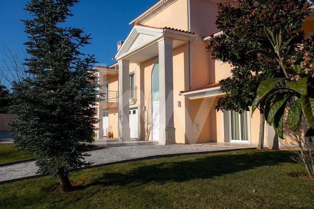 Fantastic Detached House In Fátima In Fátima, Santarém District