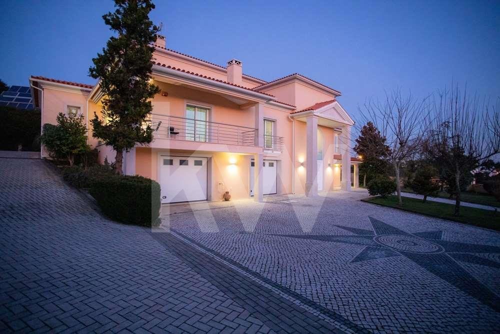 Fantastic Detached House In Fátima In Fátima, Santarém District