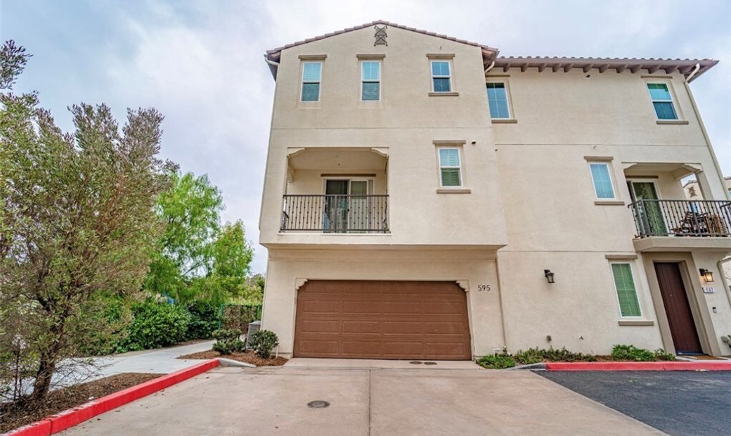 Condo Camarillo In Camarillo, California, United States For Sale (12386863)