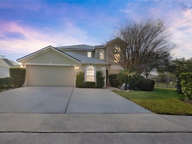 Lujo moderno casas en venta en Orlando, Florida | JamesEdition