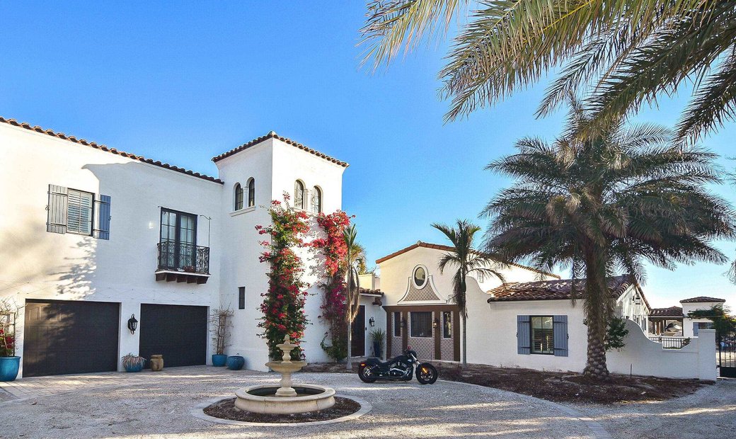 Incredible Spanish Colonial Revival In Captiva Florida United States   1040x620xc 