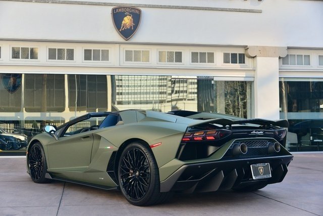 2022 Lamborghini Aventador Ultimae in Beverly Hills, California, United States 3 - 12415630