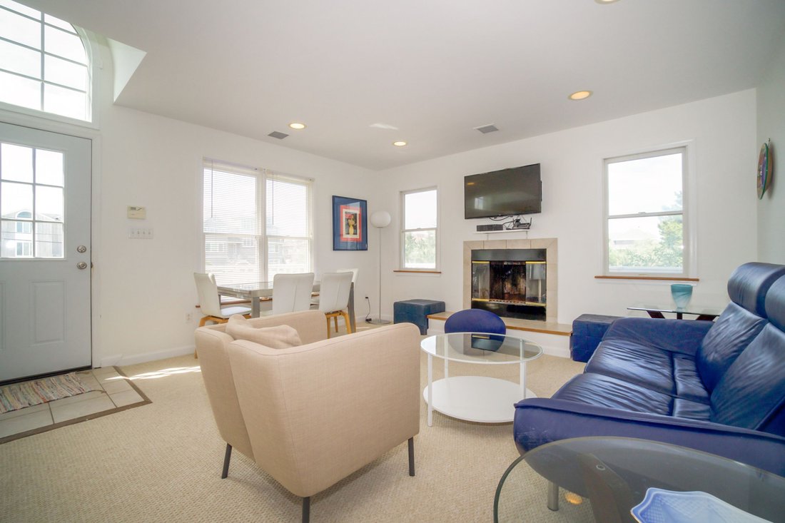 House West Hampton Dunes In Quogue, New York, United States For Rent