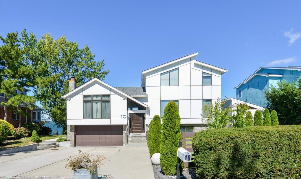 House Bayville In Bayville, New York, United States For Rent (12417962)