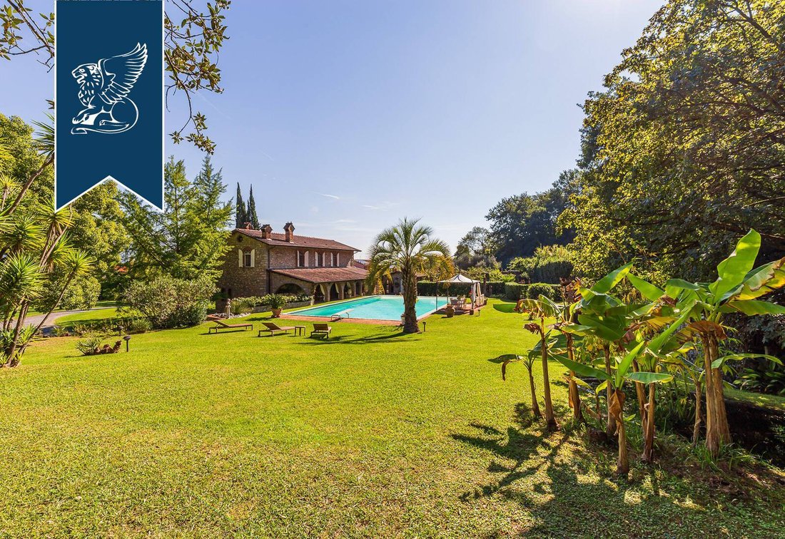 Stunning Historical Villa In The Ligurian Riviera In Ameglia, Liguria