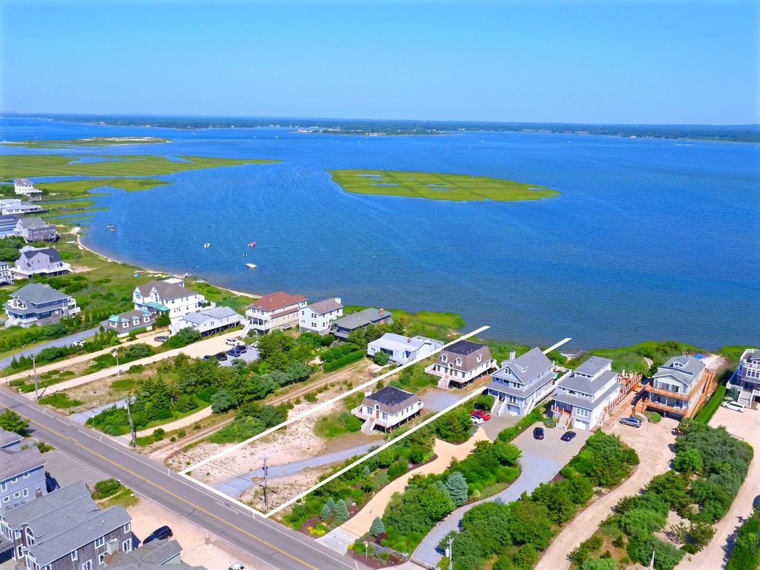 House West Hampton Dunes In Quogue, New York, United States For Rent