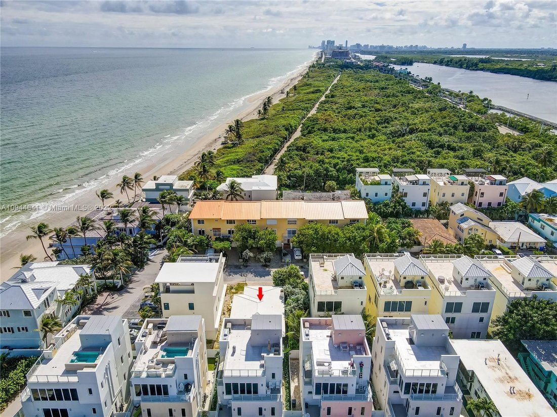 House in Hollywood, Florida, United States 5 - 12418772