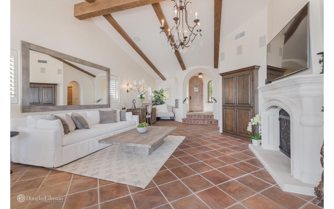 House Malibu In Malibu, California, United States For Rent (12418211)