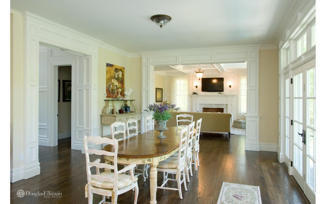 House Water Mill In Water Mill, New York, United States For Rent (12420941)