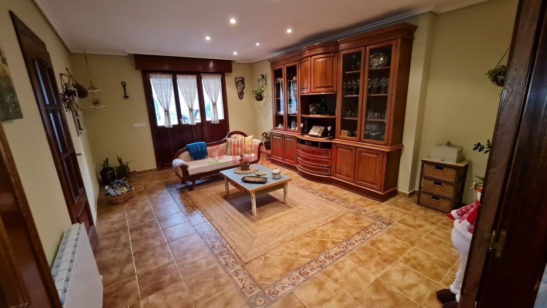 House in Manaria, Basque Country, Spain 2 - 12422950