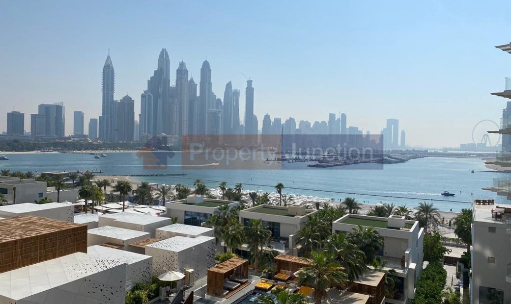 06 07 Layout For Sale! Sea View! Mid In Dubai, Dubai, United Arab