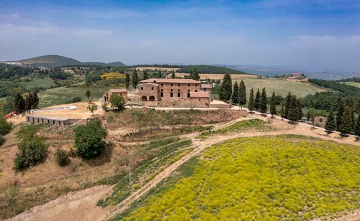 Country House in Torrita di Siena, Tuscany, Italy 1