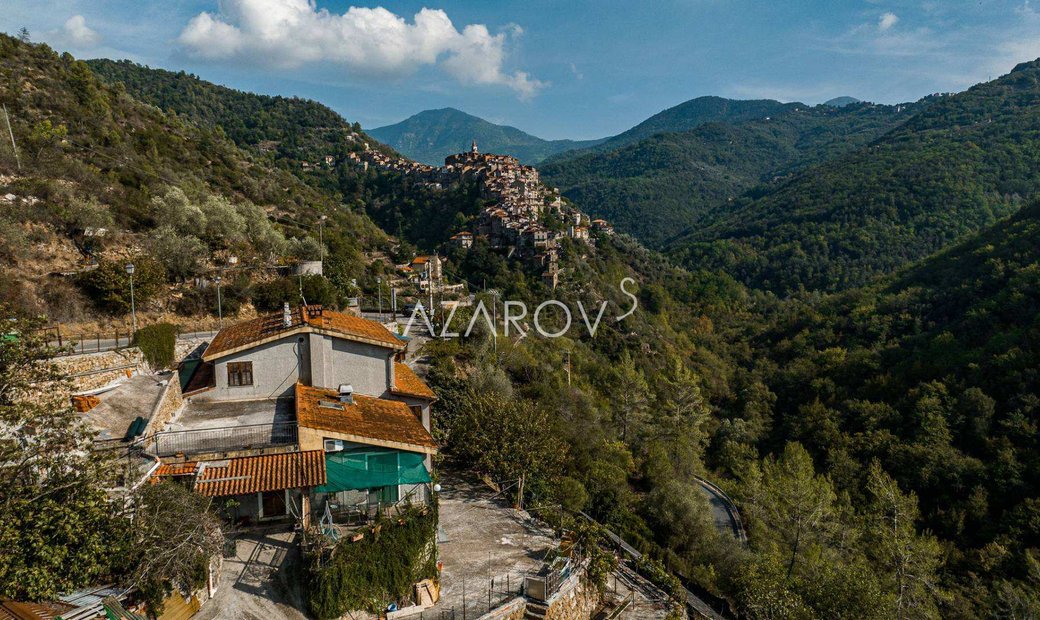 Villa For Sale In Apricale In Apricale, Liguria, Italy For Sale (12424206)
