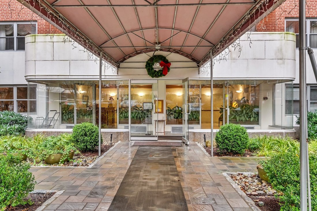 Elegant And Exceptional Apartment In The In Scarsdale, New York, United