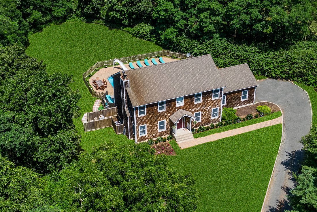 Completely Renovated Home In Ideal In Westhampton, New York, United