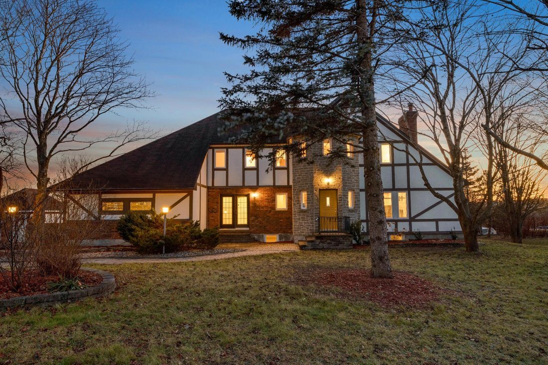 34 Ch. De L'héritage, Chelsea, Qc J9 B1 L9 In Chelsea, Quebec, Canada