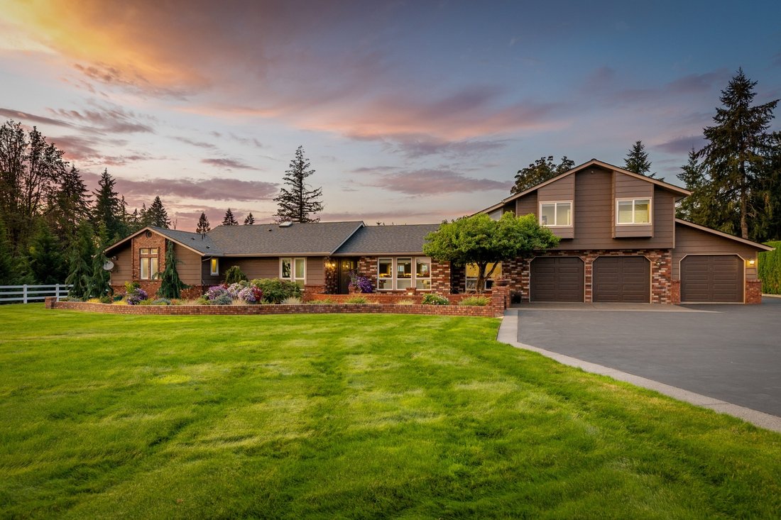 109 Bond Dr Castle Rock, Wa 98611 In Castle Rock, Washington, United