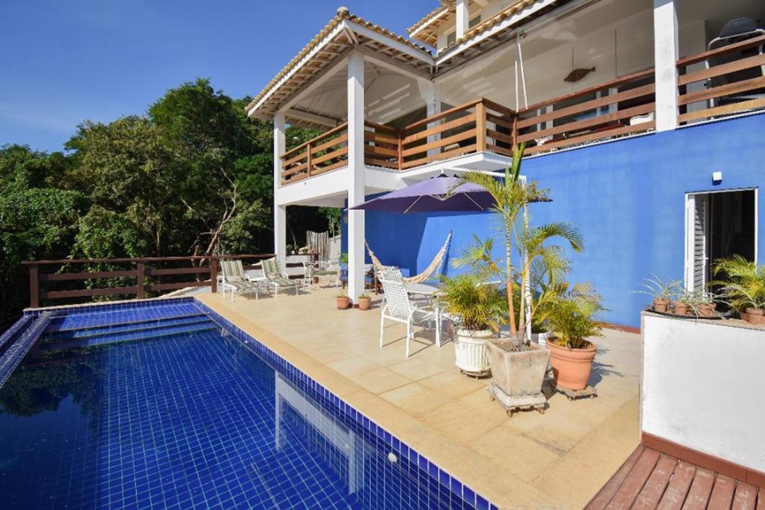 House With Infinity Pool In Armação Dos Búzios, State Of Rio De Janeiro