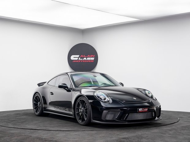 Porsche 992 GT3 Touring for sale in United Arab Emirates | JamesEdition