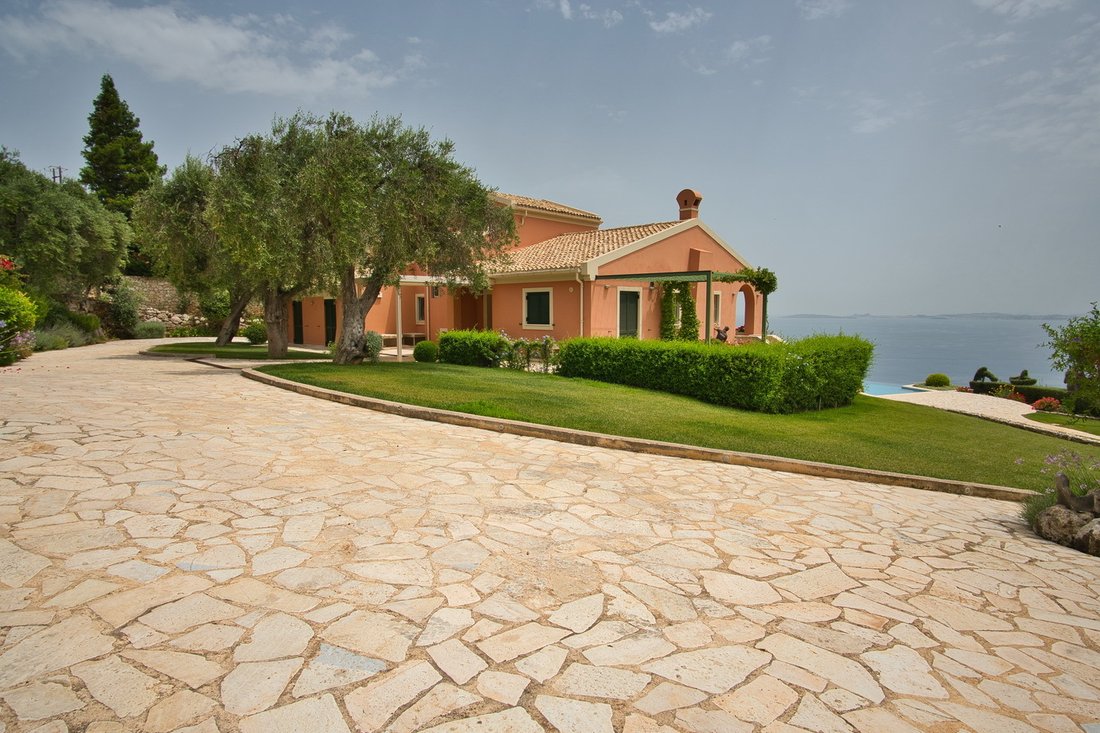 Villa in Corfu, Peloponnese, Western Greece and the Ionian, Greece 2 - 12429447