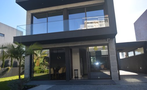 Townhouse in Madalena, Porto District, Portugal 1