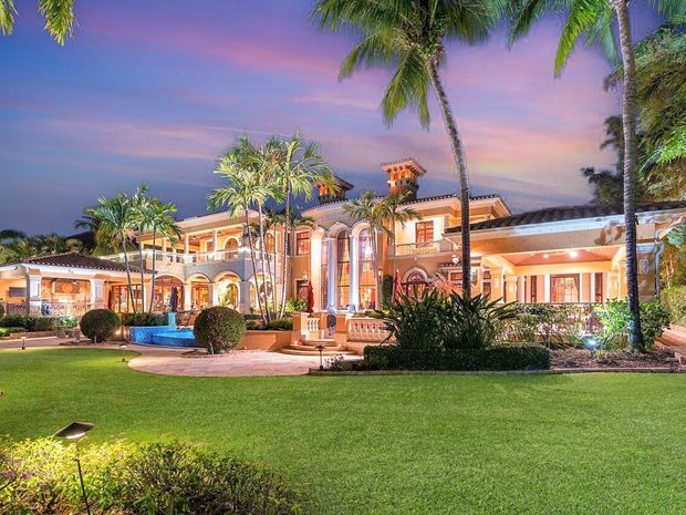 Estate in Palm Beach Gardens, Florida, United States 1