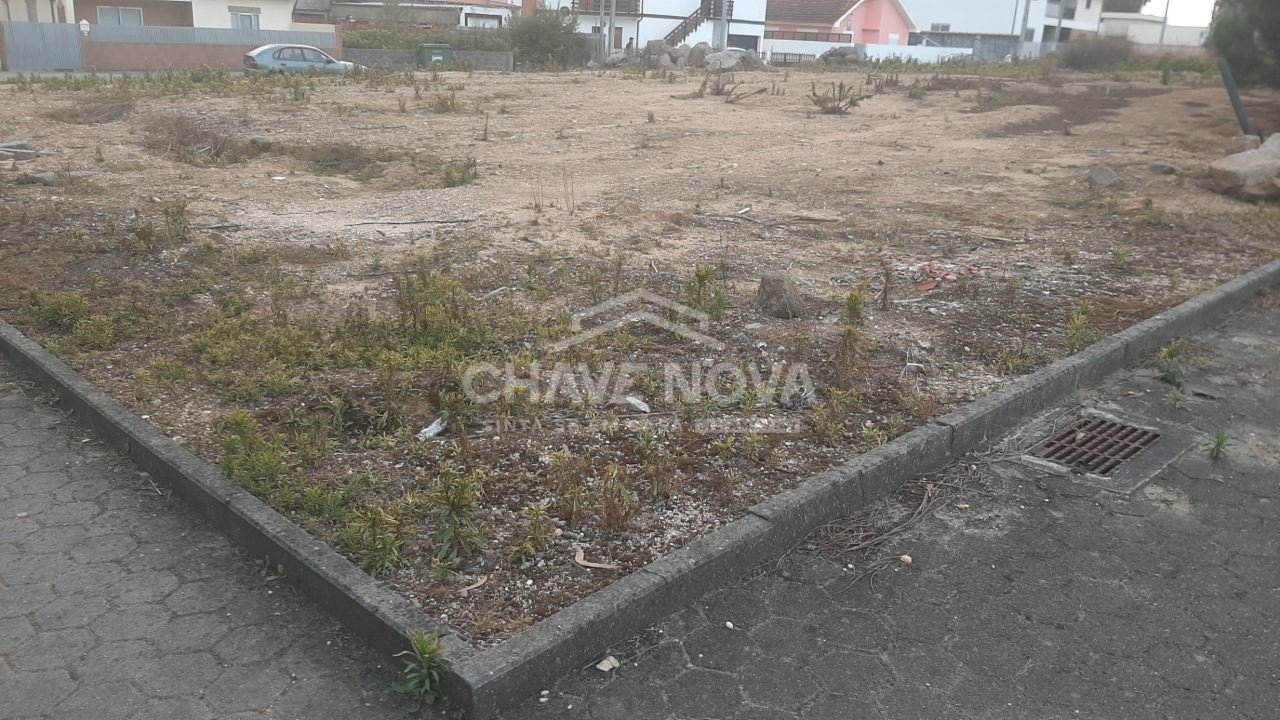 Land for sale in Vila Nova de Gaia, Portugal — €789,750