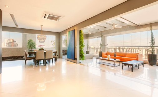 House in São Paulo, State of São Paulo, Brazil 1