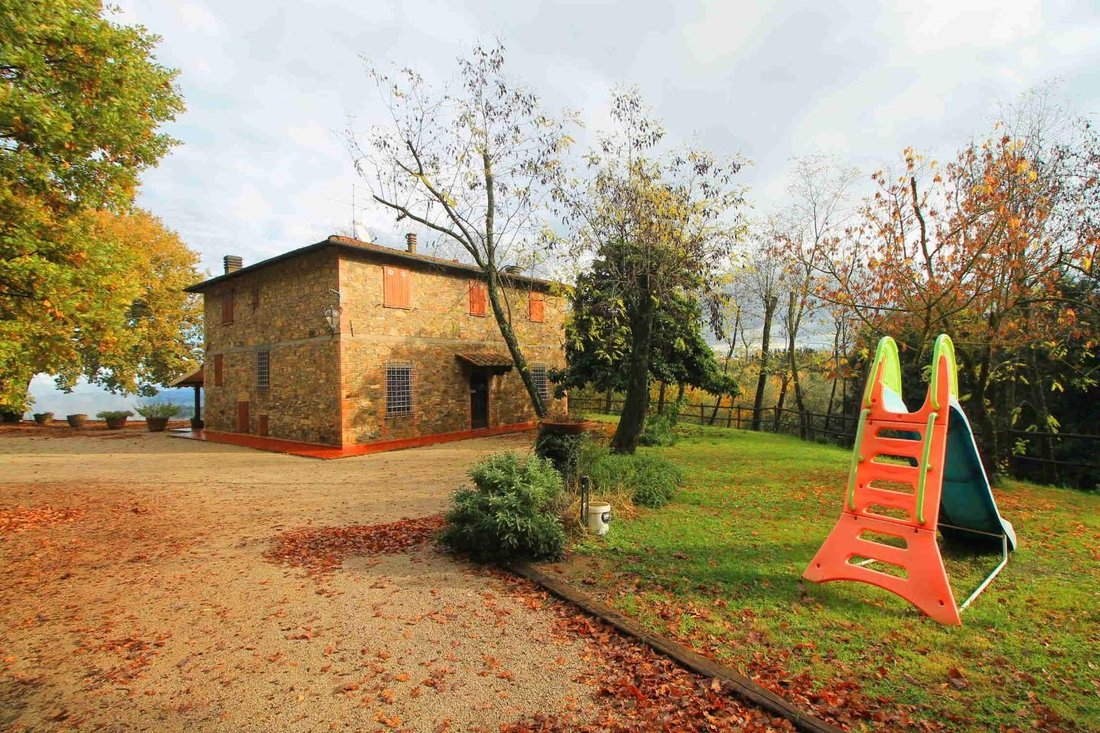 Farm Ranch in Montaione, Tuscany, Italy 5 - 12429017