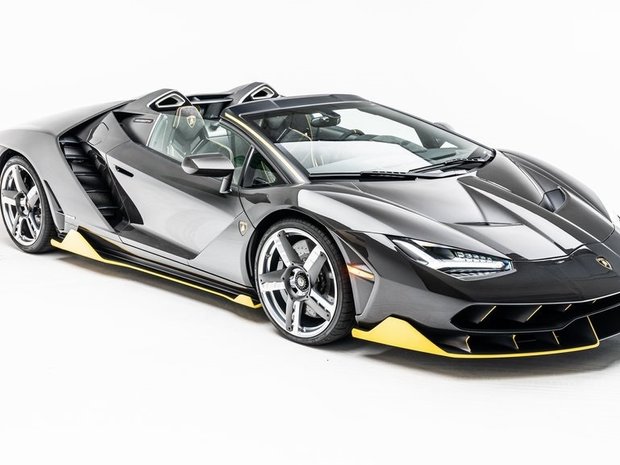 2017 Lamborghini Centenario in Beverly hills, CA, United States 1