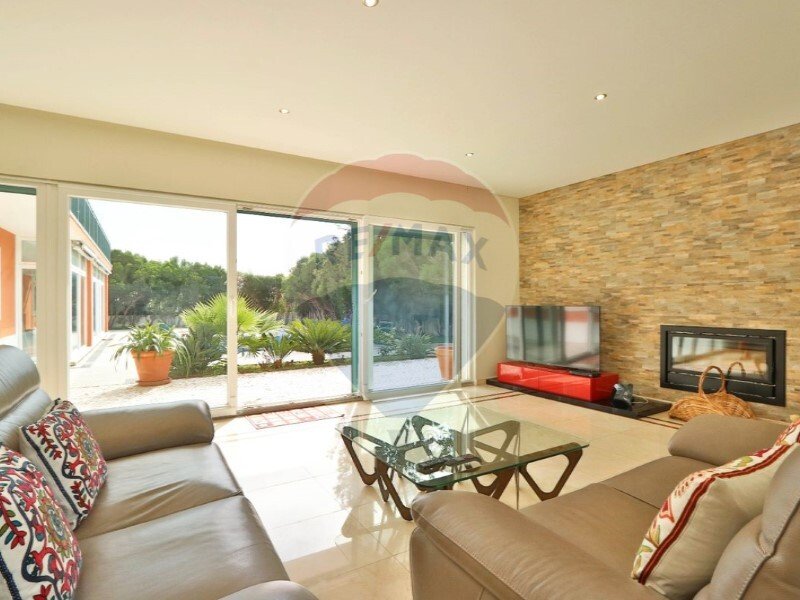 House 5 Bedrooms Sale Sintra In Sintra, Lisbon, Portugal For Sale