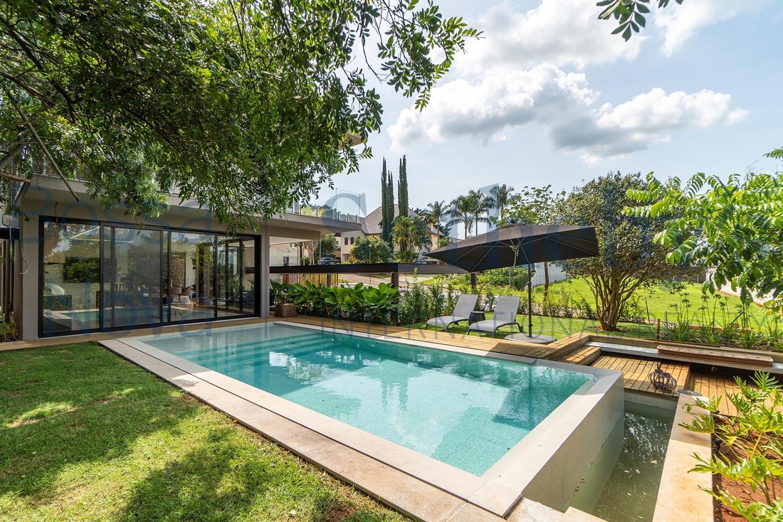 House With Design And Landscaping By In Campinas, State Of São Paulo, Brazil For Sale (12428617)