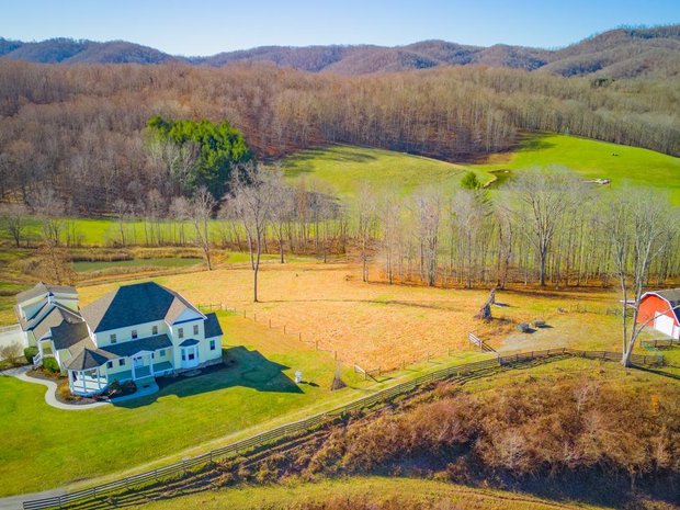 House in Grassy Meadows, West Virginia, United States 1