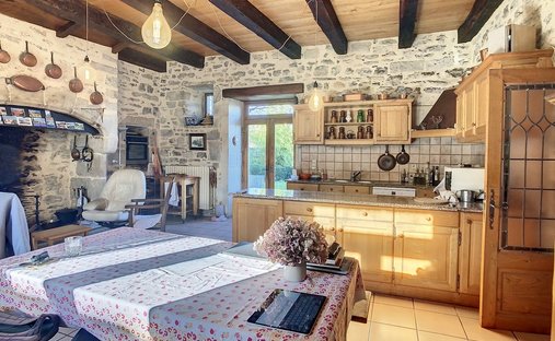 Castle for Sale in Ambeyrac, Occitanie, France