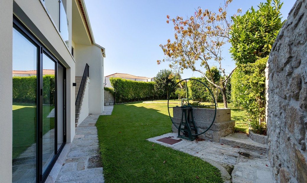 House, 4 Bedrooms, For In Viana Do Castelo, Viana Do Castelo District