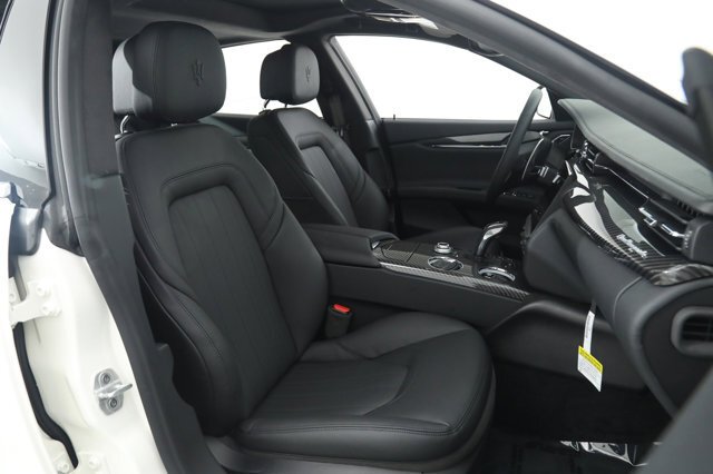 Sedan in Fort Lauderdale, Florida, United States 5 - 12422364
