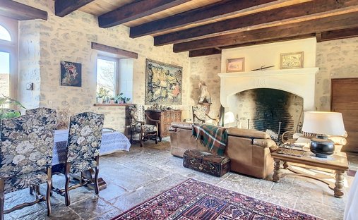 Castle for Sale in Ambeyrac, Occitanie, France