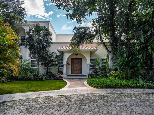 houses in playa del carmen