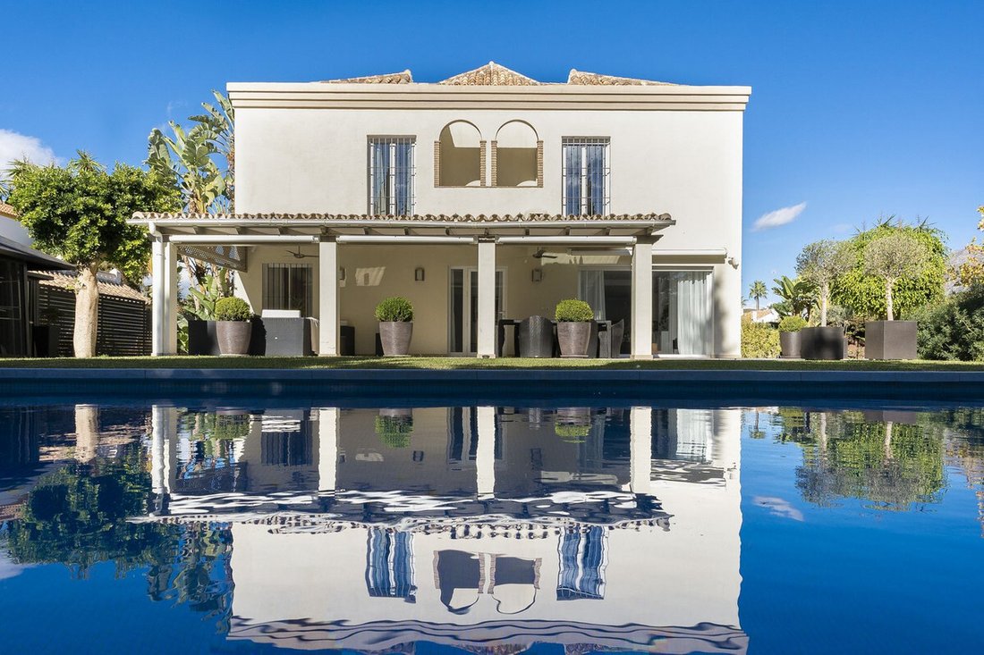Villa in Puerto Banus, Marbella, Spain 1 - 12428236
