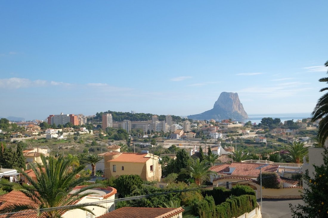 Villa in Calp / Calpe, Valencian Community, Spain 2 - 12314111