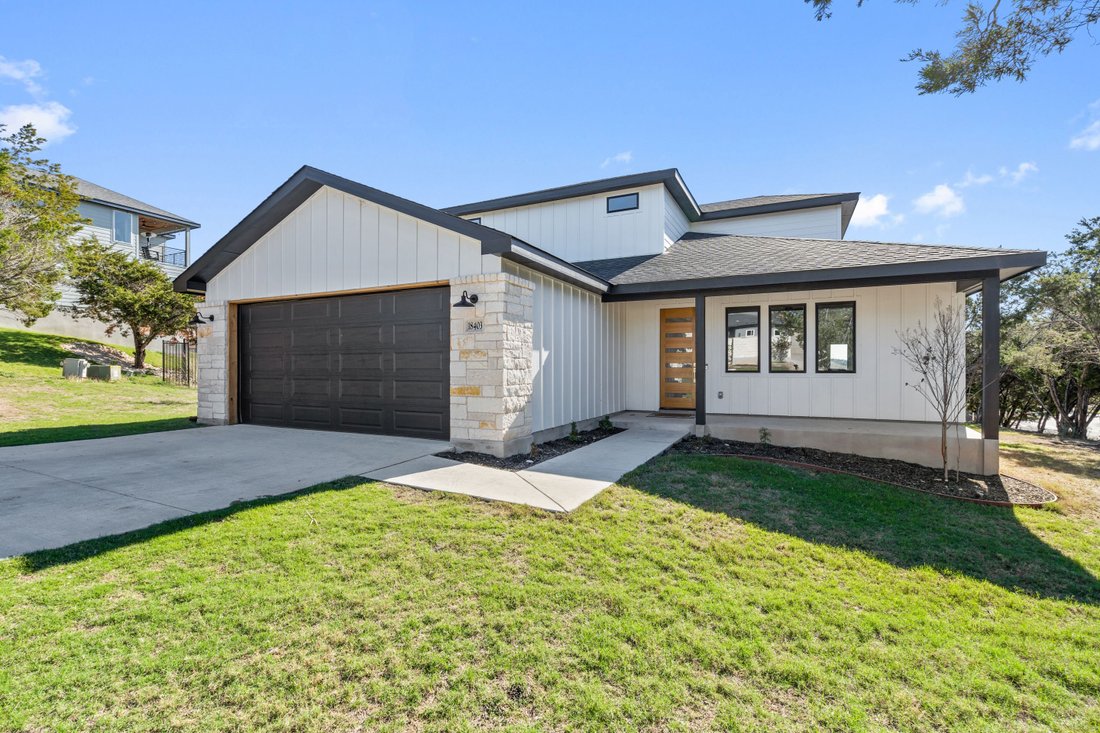 Resort Style Amenities In Point Venture In Point Venture, Texas, United