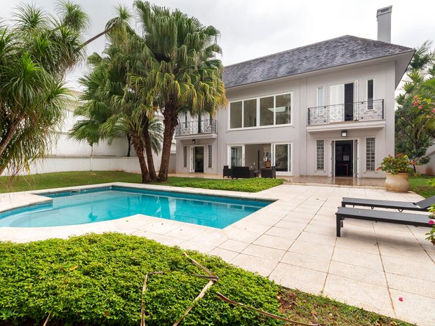 Image showcasing Luxury homes with elevator for sale in Santana de Parnaíba, State of ...