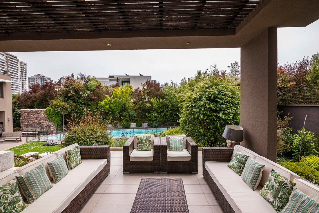 Mediterranean Style Home In Bosques De Montemar In Concón, Valparaíso