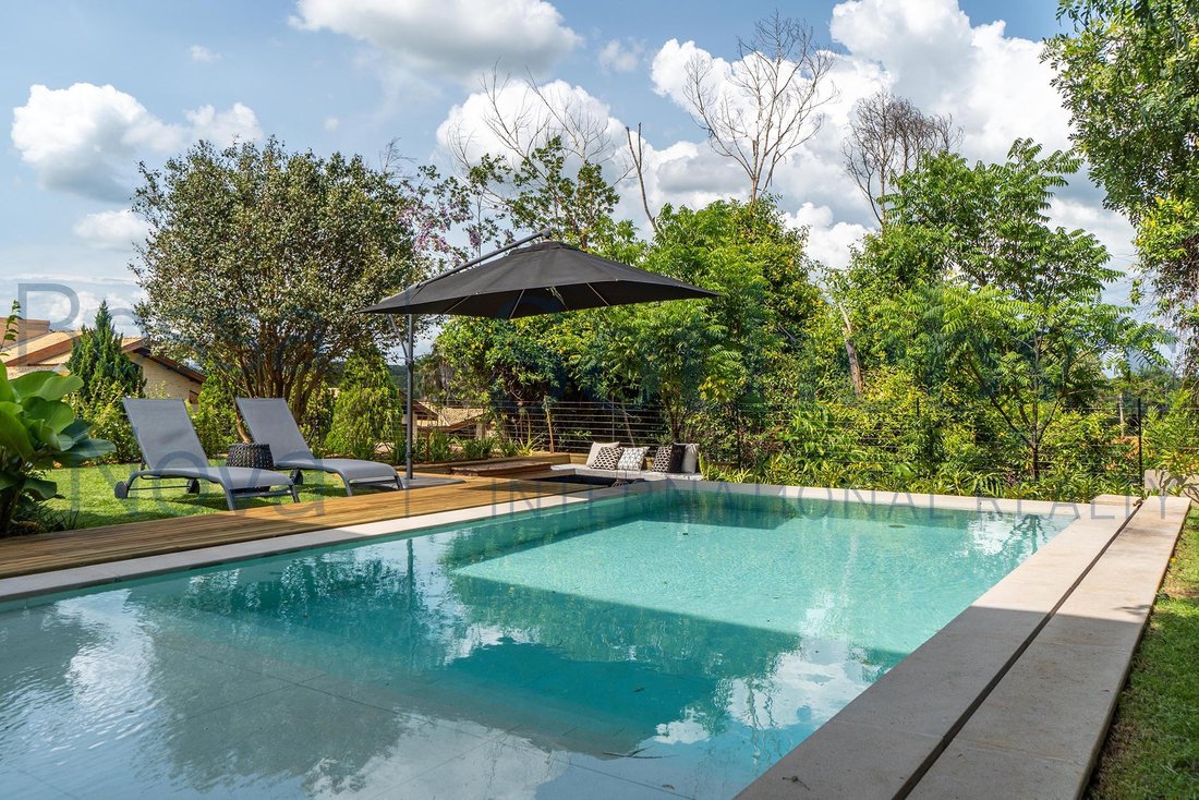 House With Design And Landscaping By In Campinas, State Of São Paulo, Brazil For Sale (12428617)