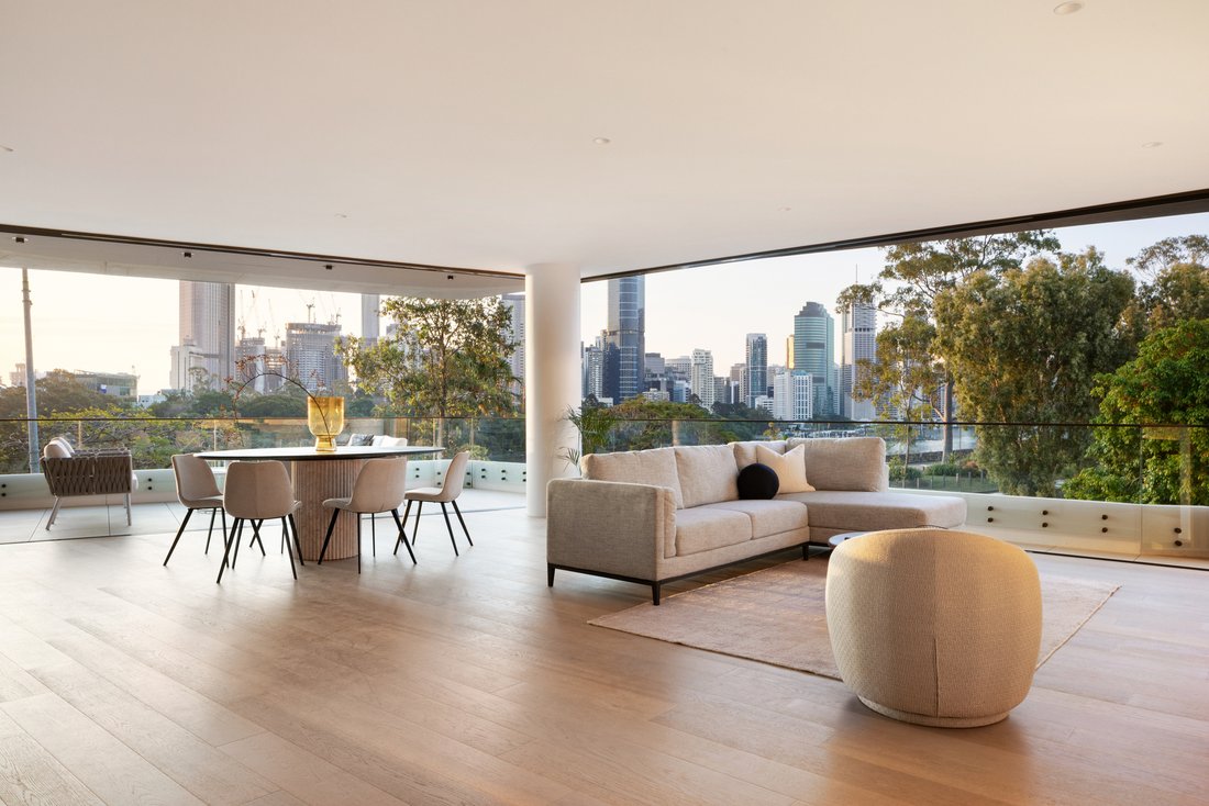 Full Floor Luxurious Residence In Kangaroo Point, Queensland, Australia For Sale (12439112)