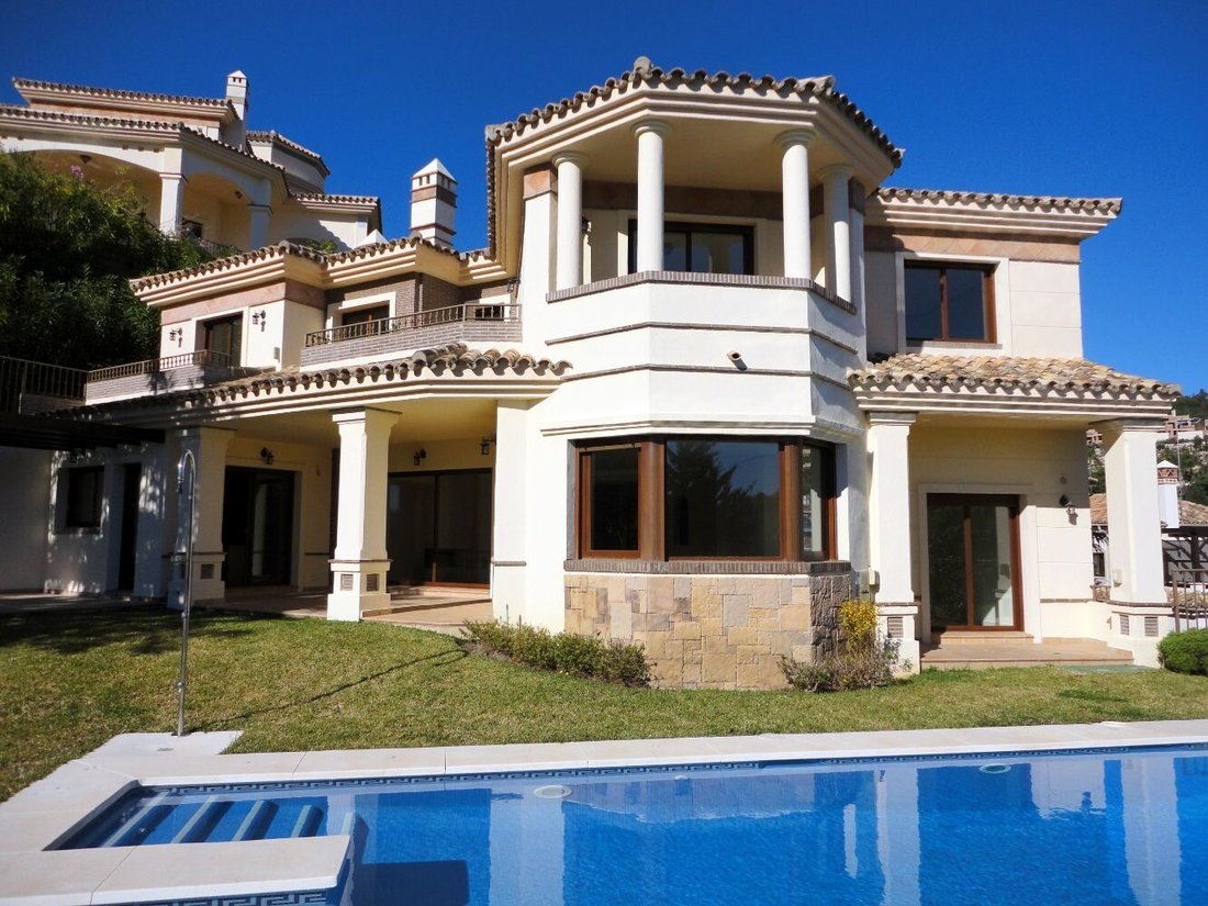 Villa in Benahavis, Andalusia, Spain 2 - 12442645