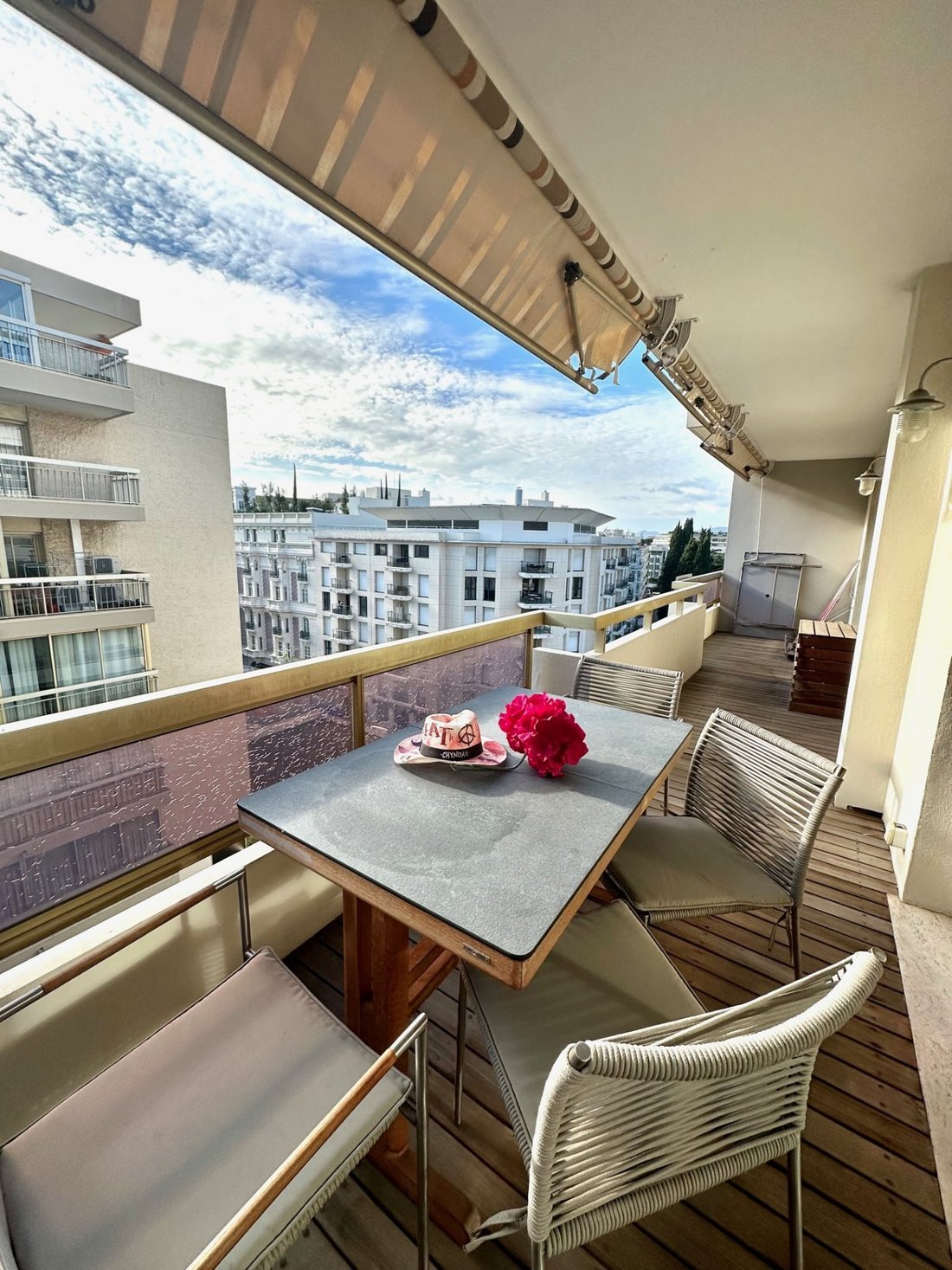 Cannes Apartment In Cannes, Provence Alpes Côte D'azur, France For Sale