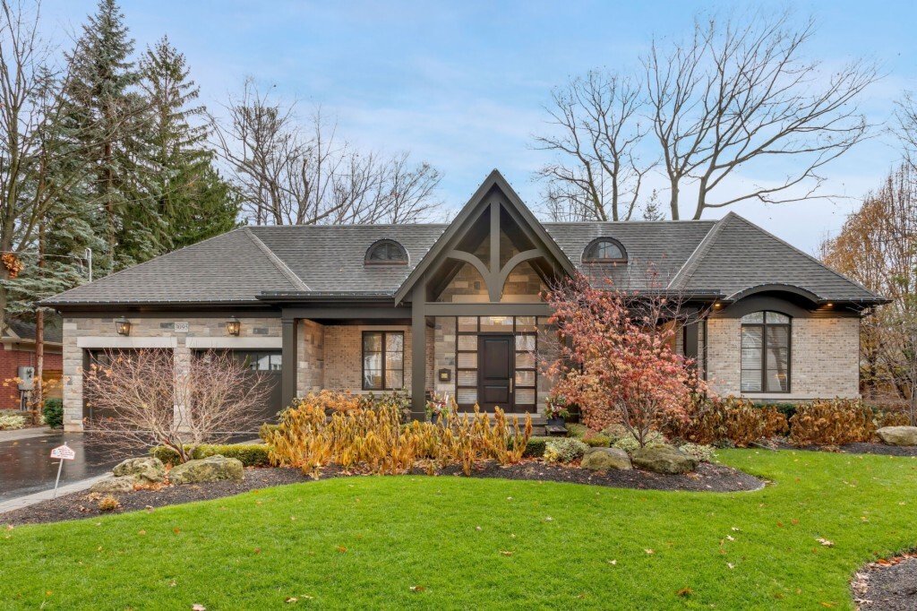 House in Burlington, Ontario, Canada 1 - 12446148